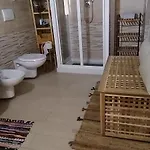 Townhome Terrace, Location 펜션 *