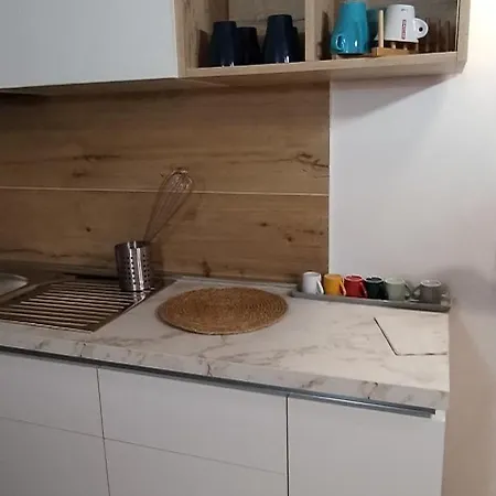Townhome Terrace, Location Monopoli