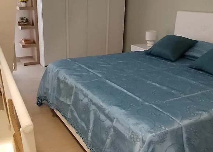 Townhome Terrace, Location *